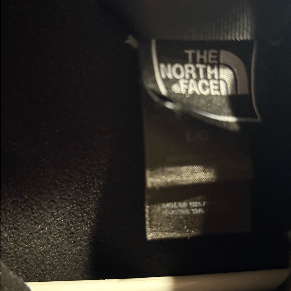 The North Face Classic Black Outerwear - Picture 2 of 3